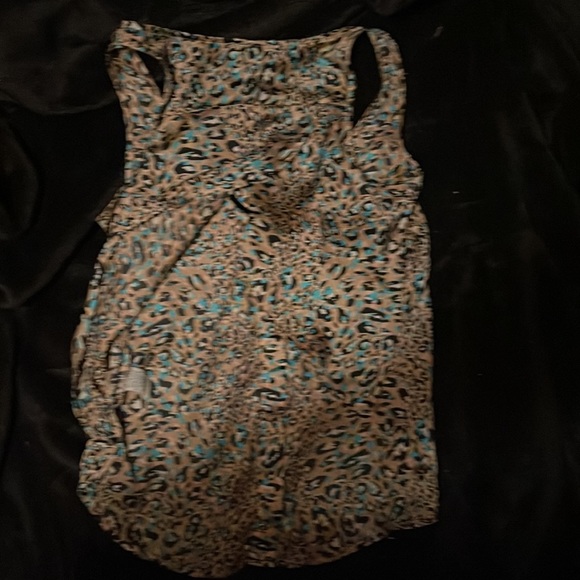 Turquoise leopard silk open back shirt - Picture 2 of 2
